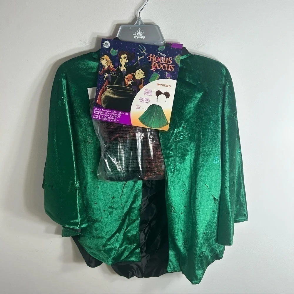 Disney Hocus Pocus Winifred Adult Costume Set NEW Cape Hair Piece Halloween